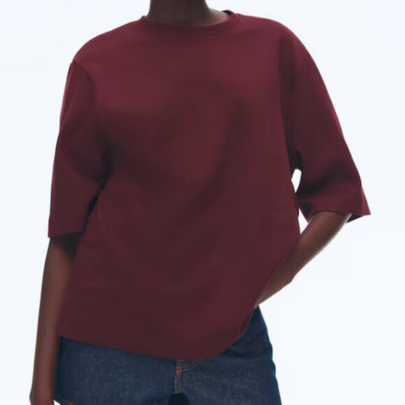 H&M Burgundy Boxy Interlock T-Shirt - Picture 2 of 10